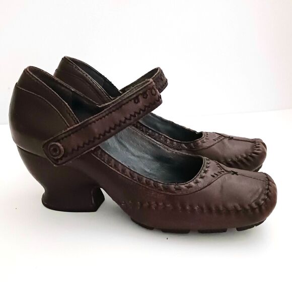 Indigo by Clarks Mary Jane Brown Leather Square Toe Curved Heel Sz 8.5 - Picture 4 of 9